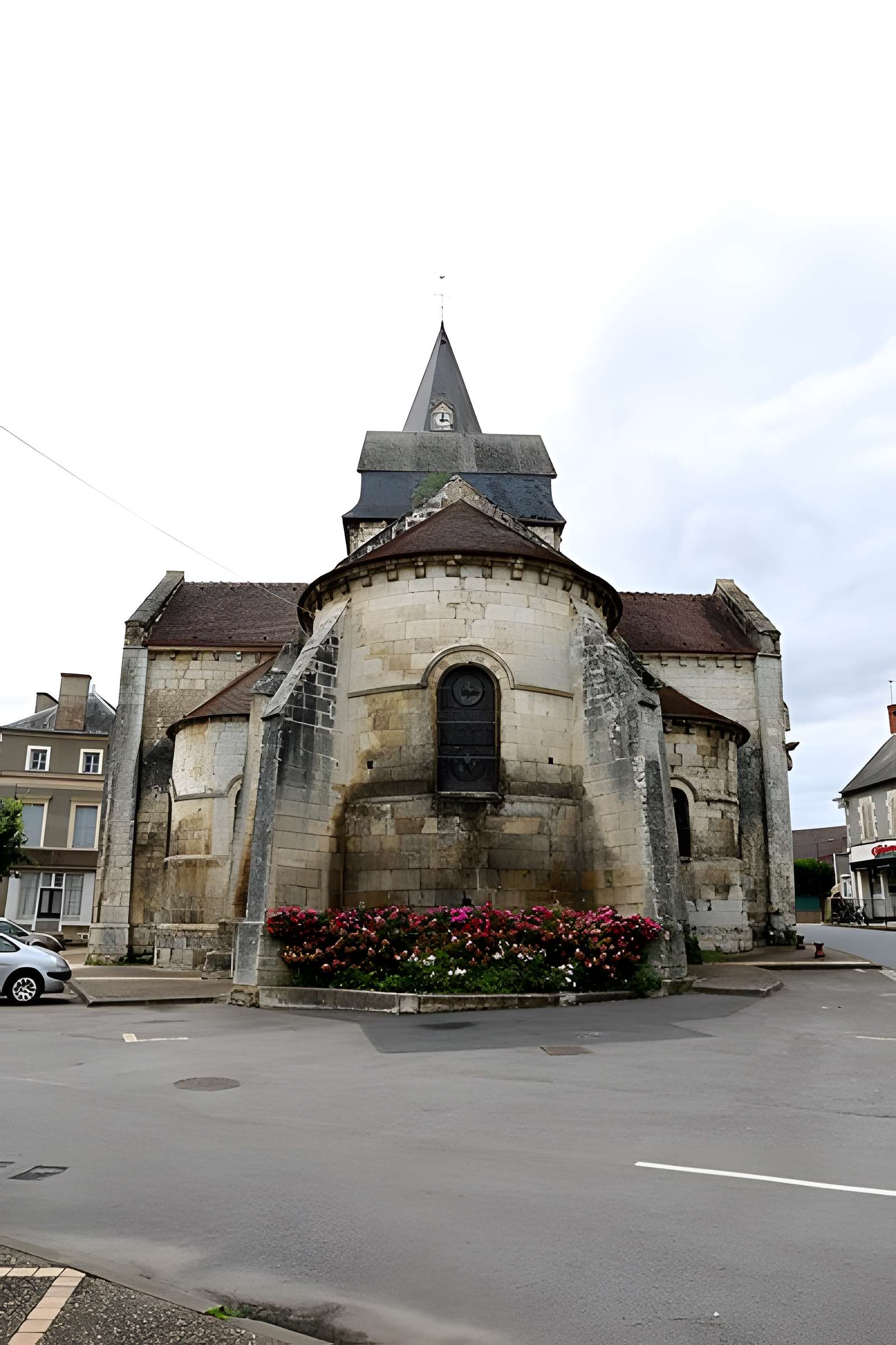 Eglise Saint-Jacques-et-Saint-Cyr