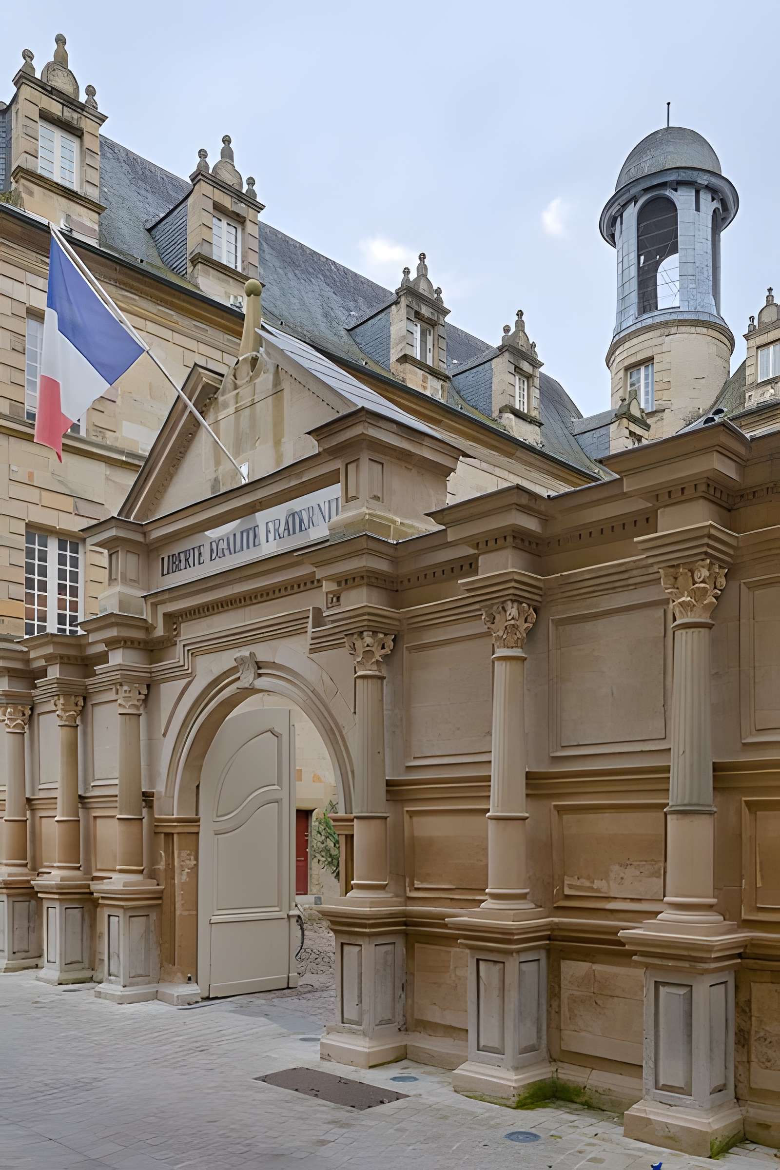 Ancien Collège des Doctrinaires ou ancien collège de jeunes filles