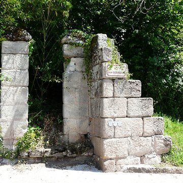 Ancien castrum de Malemort dit  domaine de Montemart