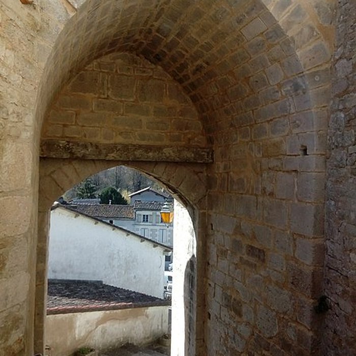 Photo de Donjon de Montignac-Charente