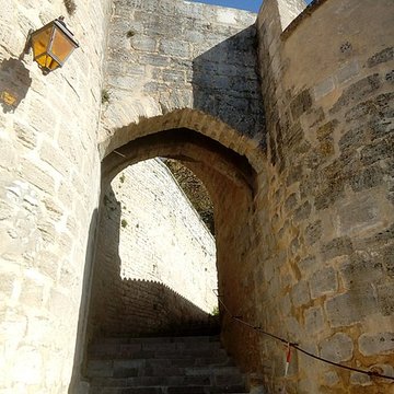 Donjon de Montignac-Charente