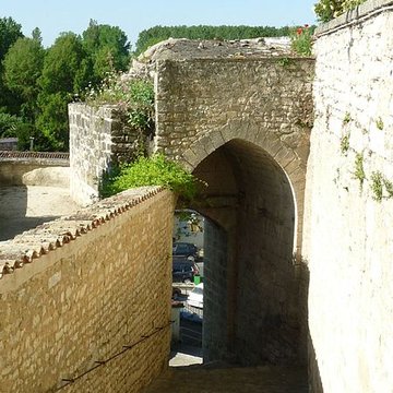 Donjon de Montignac-Charente