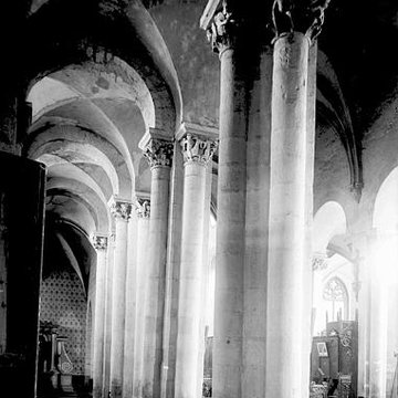 Église abbatiale Saint-Pierre-et-Saint-Caprais de Mozac