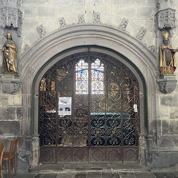 Église abbatiale Saint-Pierre-et-Saint-Caprais de Mozac