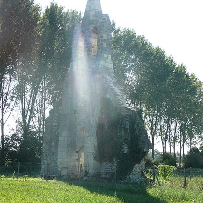 Photo de Église de la Madeleine-et-Saint-Jean de Varenne