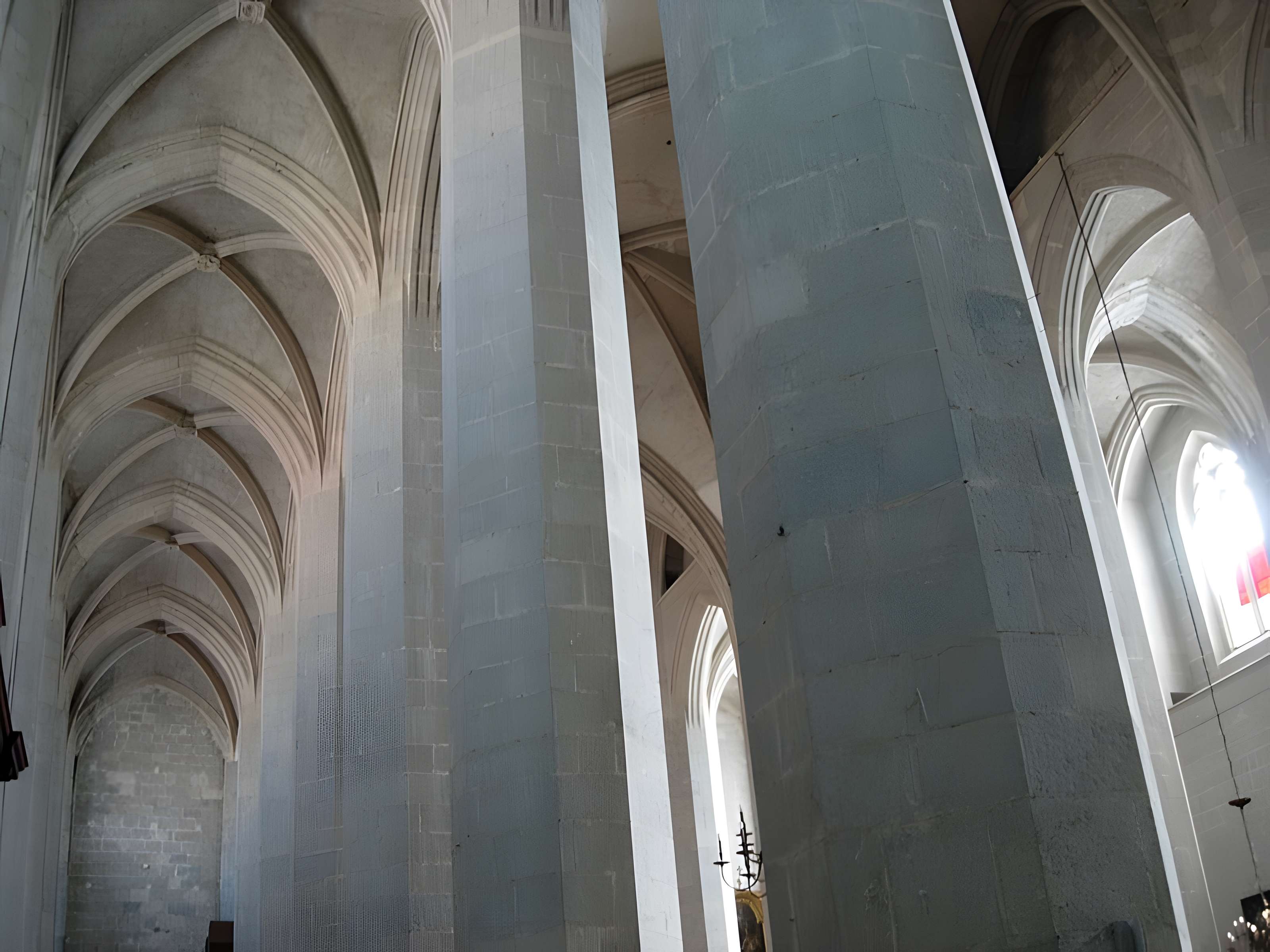 Cathédrale Saint-Pierre-Saint-Paul-et-Saint-André de Saint-Claude