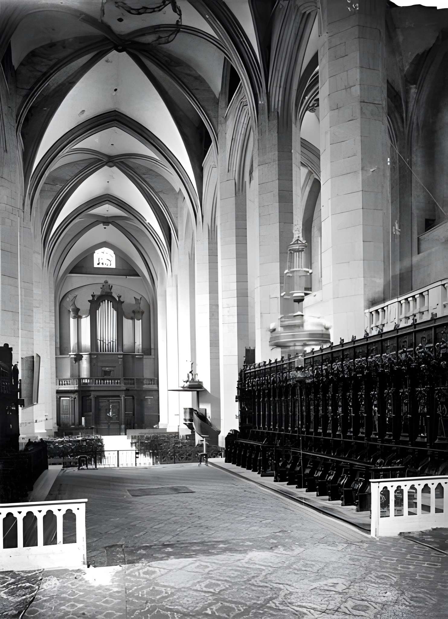Cathédrale Saint-Pierre-Saint-Paul-et-Saint-André de Saint-Claude