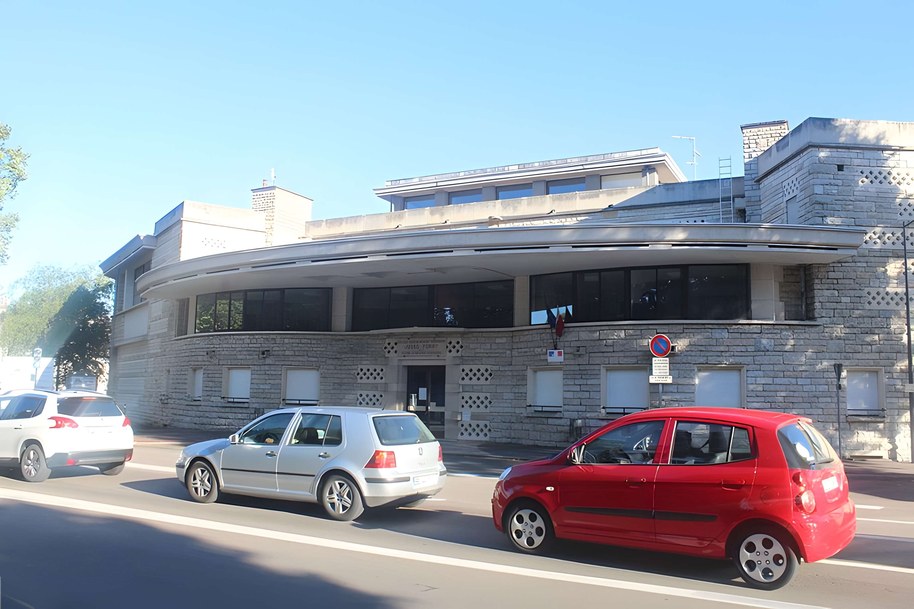 Ecole de jeunes filles, actuellement collège Jules Ferry