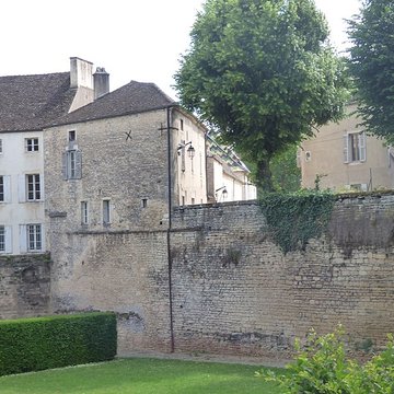 Fortifications