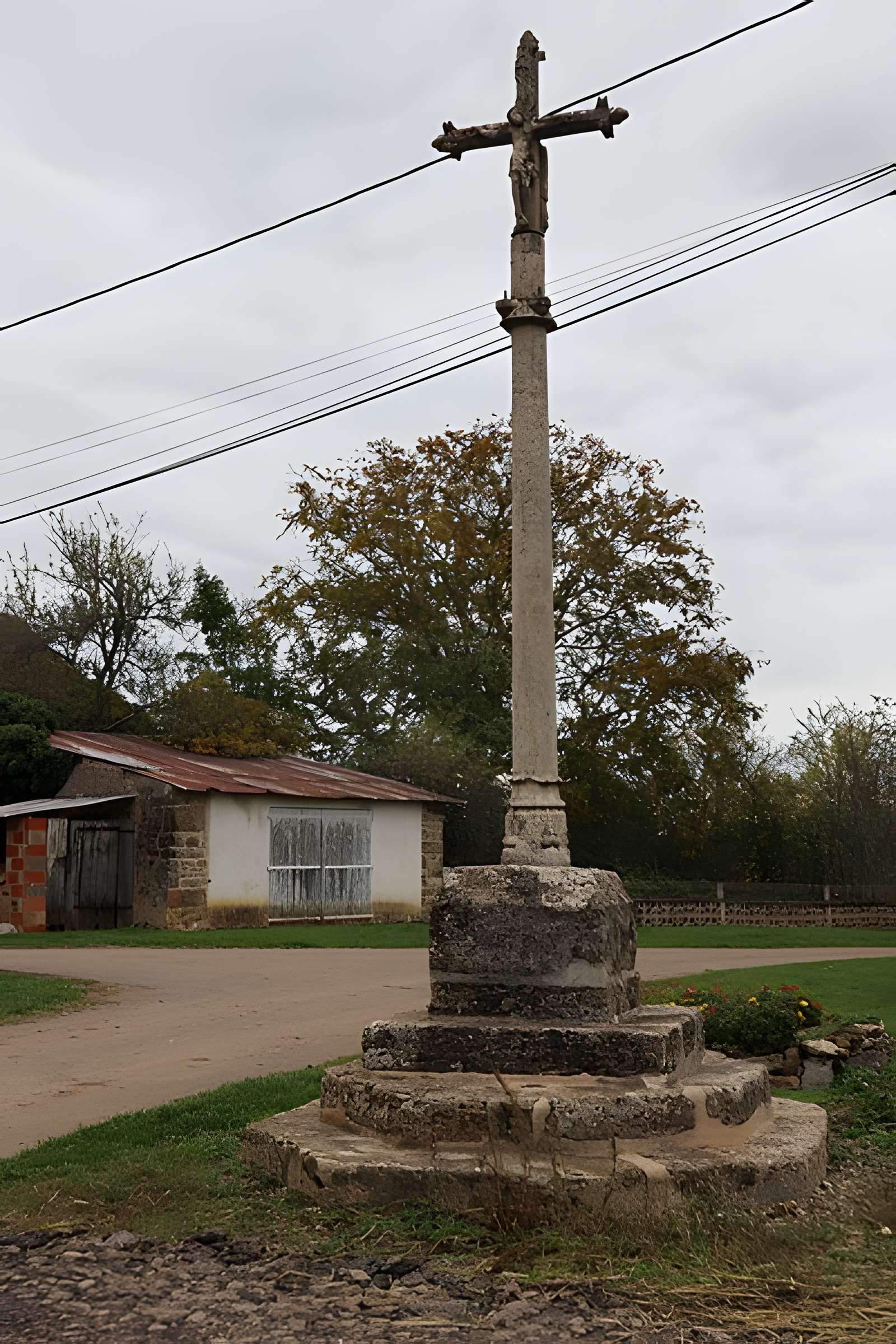 Croix en pierre