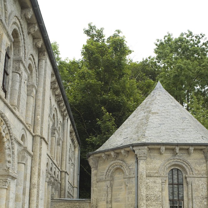 Photo de Église de la Nativité-de-Notre-Dame de Fontaine-Henry
