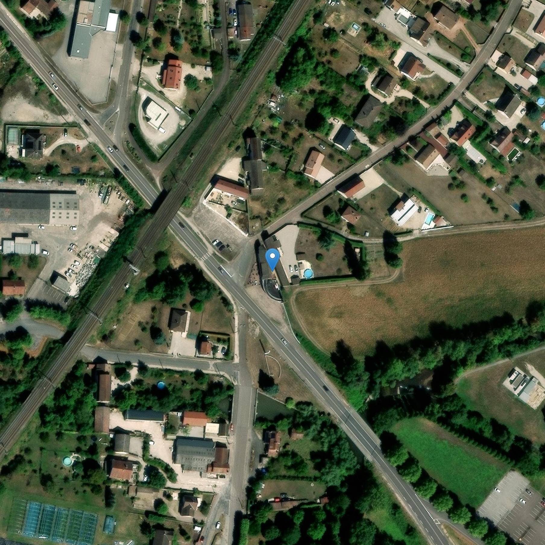 Photo de Ancienne station service du Pont de Paris