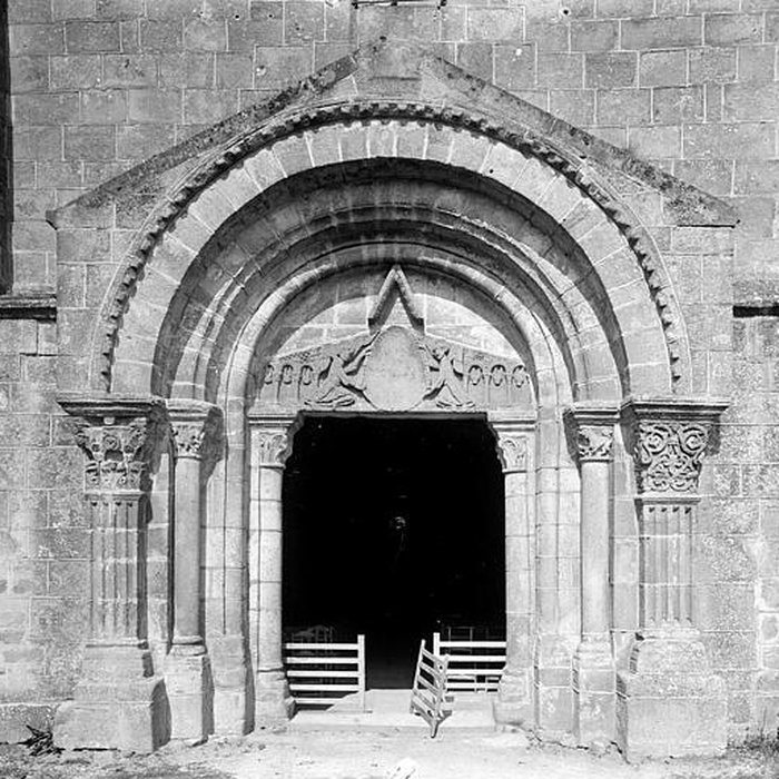 Photo de Église de la Sainte-Trinité dAutry-Issards