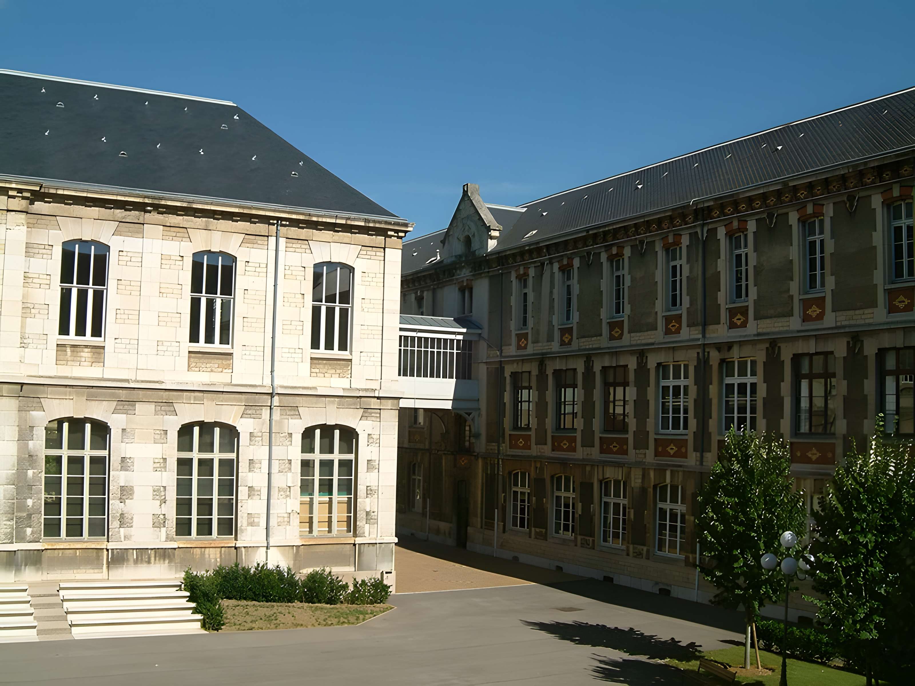 Lycée Carnot
