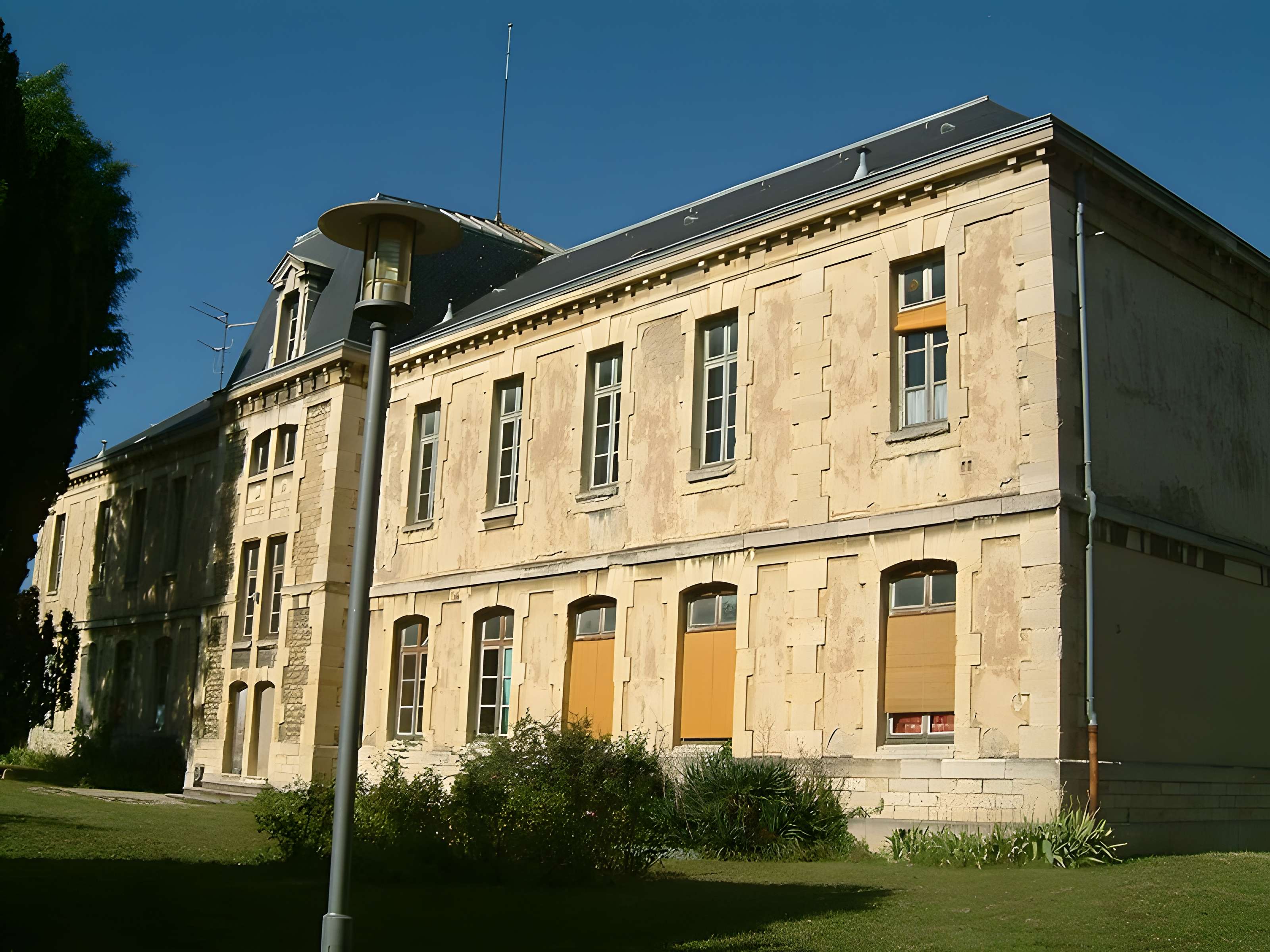 Lycée Carnot