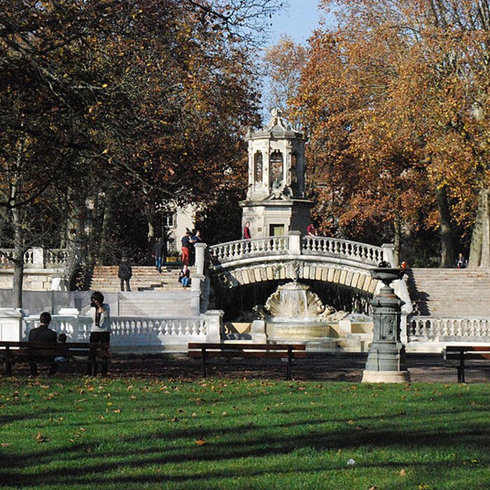 Photo de Réservoir Darcy et jardin Darcy, y compris ses clôtures et la fontaine de la Jeunesse