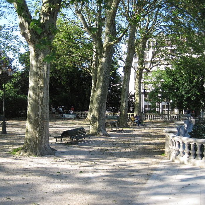 Photo de Réservoir Darcy et jardin Darcy, y compris ses clôtures et la fontaine de la Jeunesse