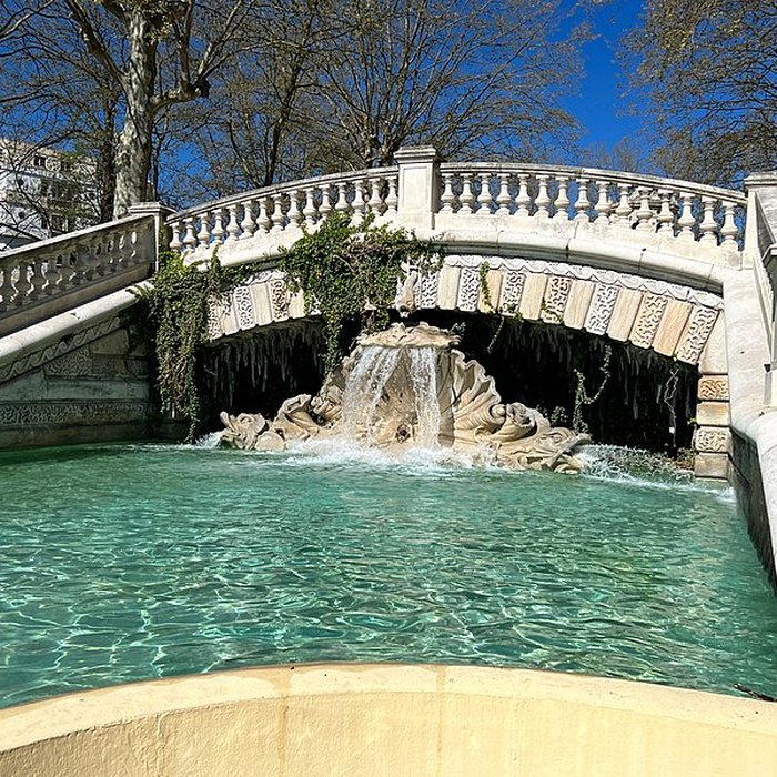 Photo de Réservoir Darcy et jardin Darcy, y compris ses clôtures et la fontaine de la Jeunesse