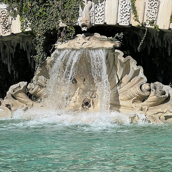 Photo de Réservoir Darcy et jardin Darcy, y compris ses clôtures et la fontaine de la Jeunesse