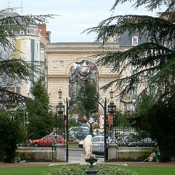 Réservoir Darcy et jardin Darcy, y compris ses clôtures et la fontaine de la Jeunesse