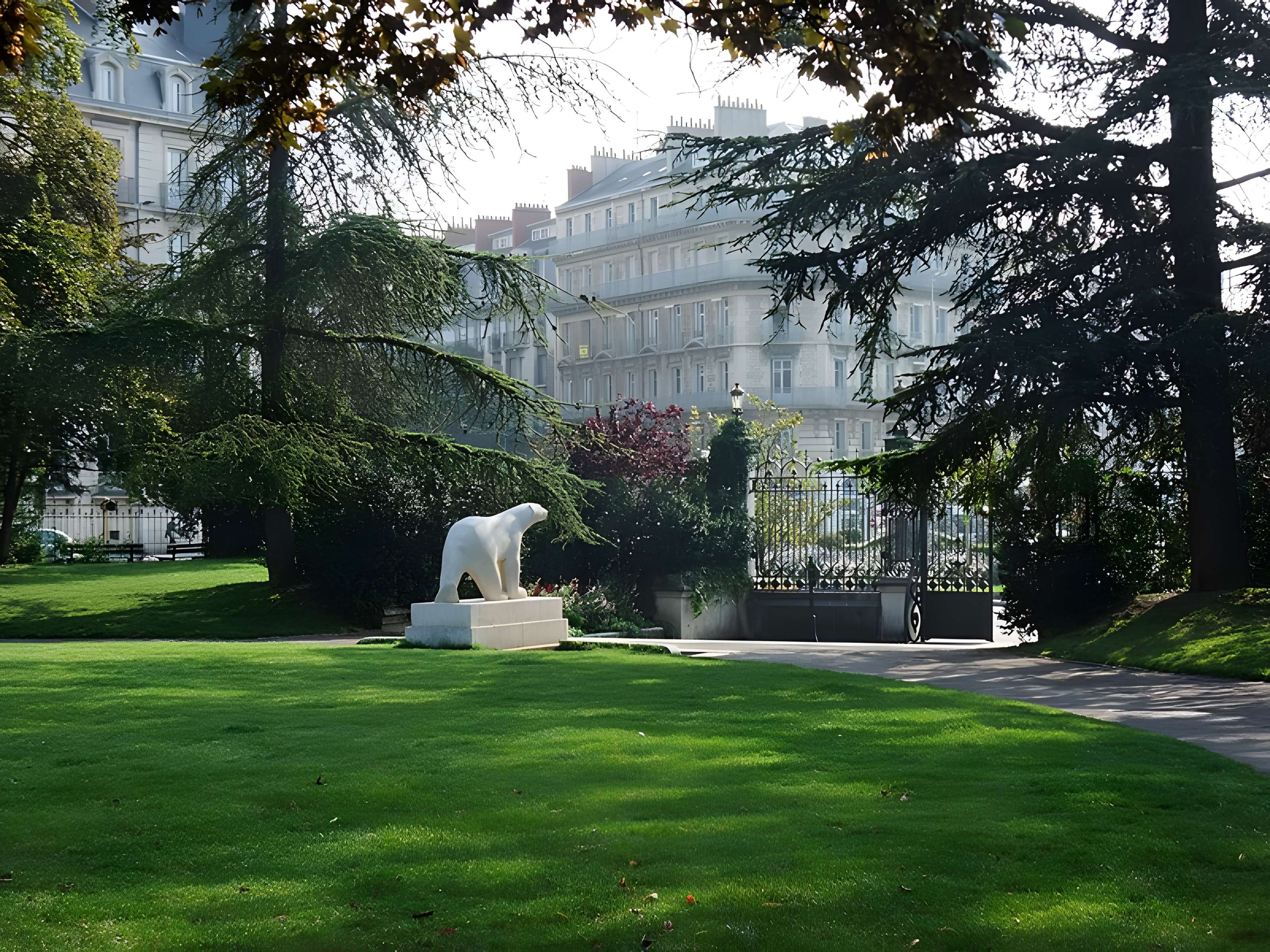 Réservoir Darcy et jardin Darcy, y compris ses clôtures et la fontaine de la Jeunesse