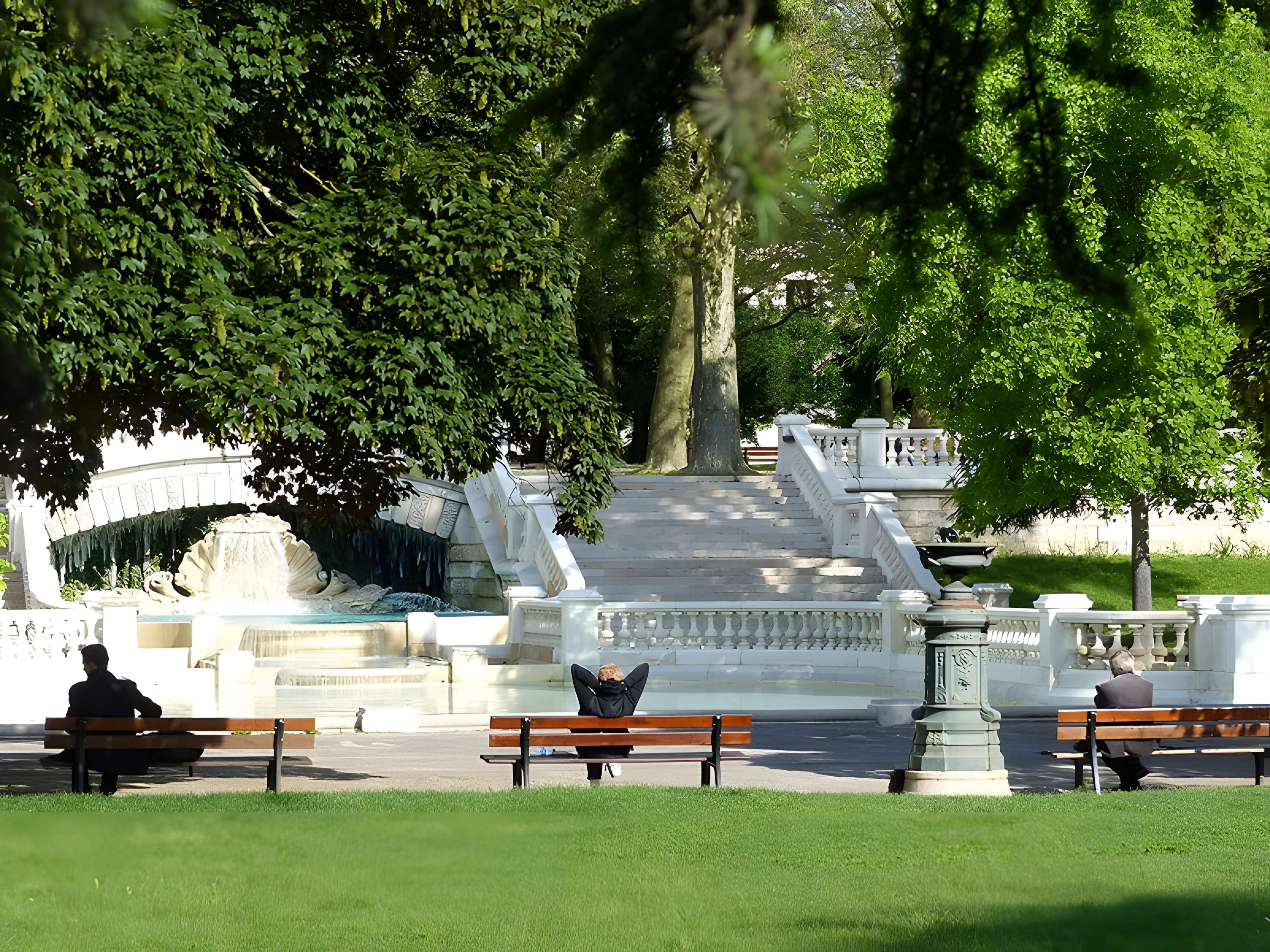 Réservoir Darcy et jardin Darcy, y compris ses clôtures et la fontaine de la Jeunesse