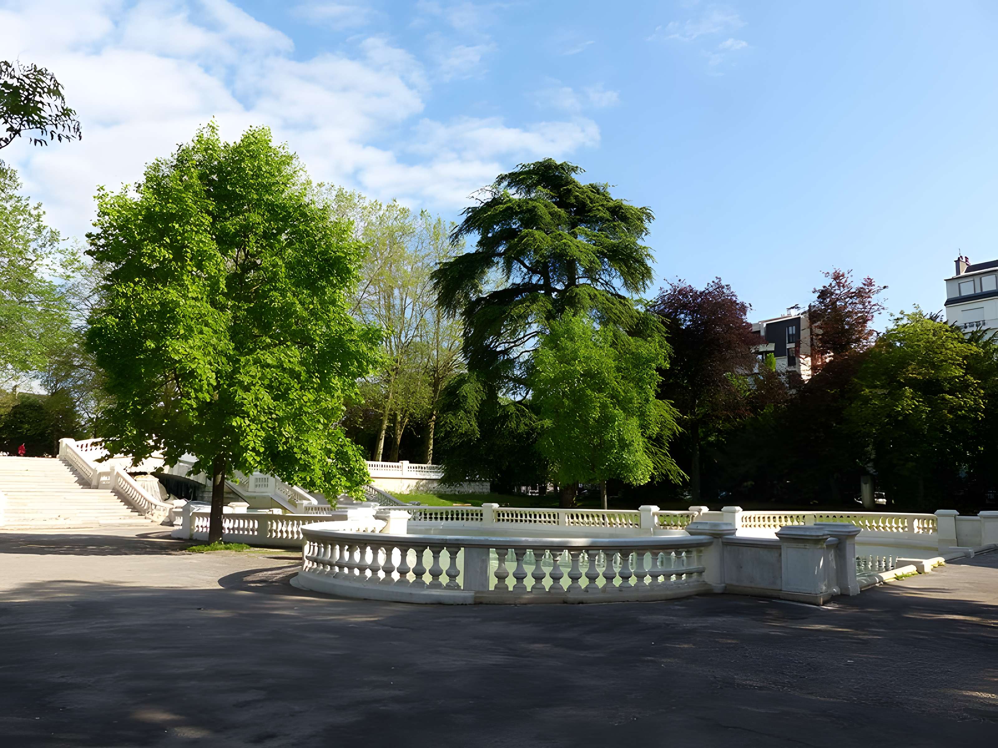 Réservoir Darcy et jardin Darcy, y compris ses clôtures et la fontaine de la Jeunesse