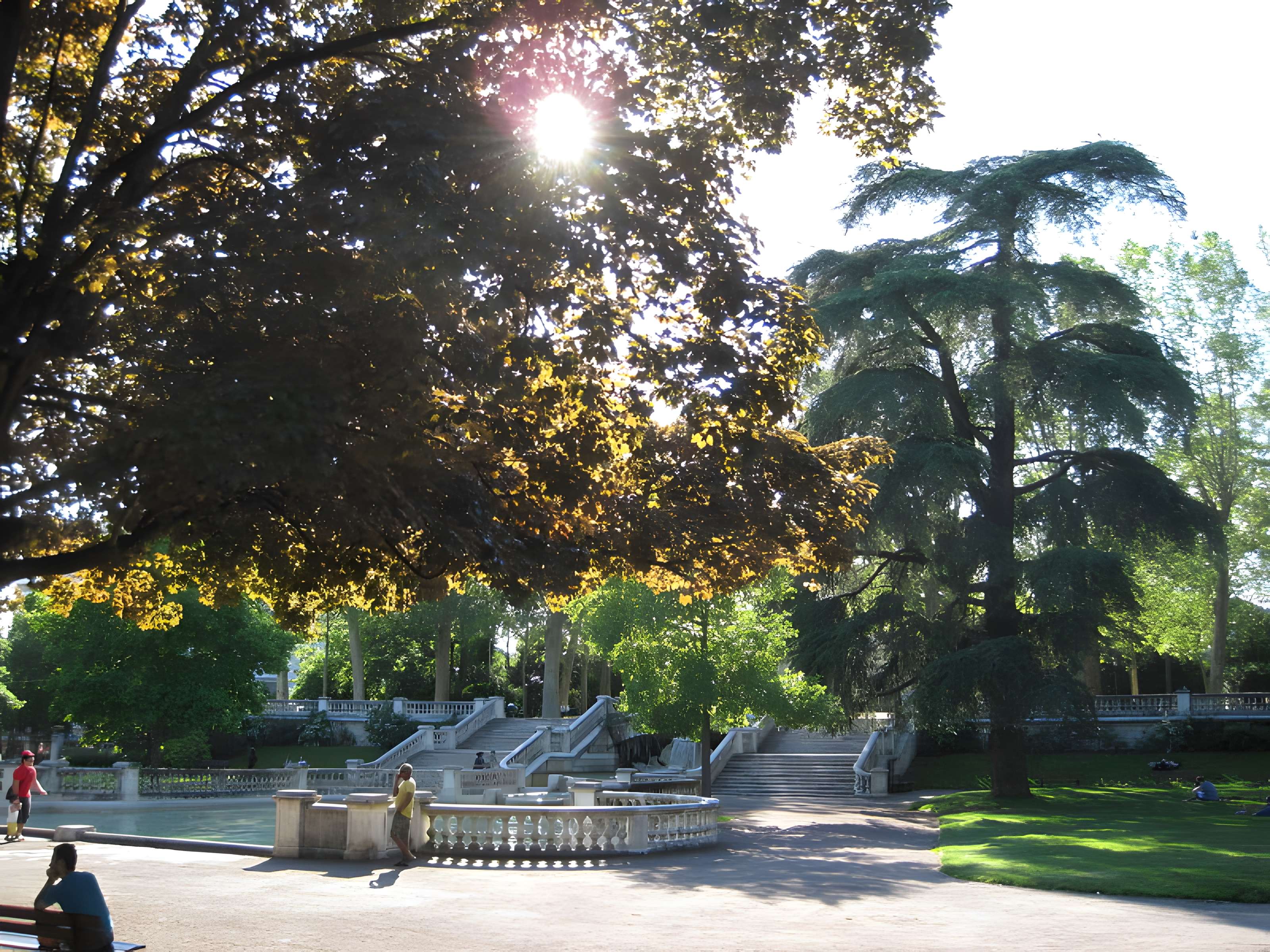 Réservoir Darcy et jardin Darcy, y compris ses clôtures et la fontaine de la Jeunesse
