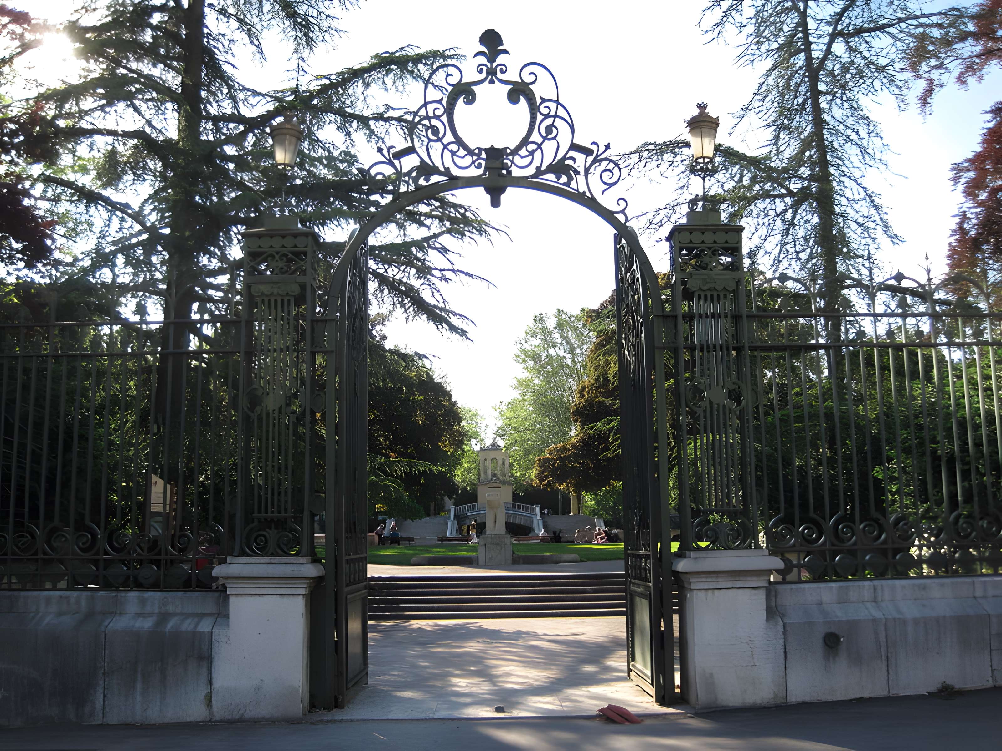 Réservoir Darcy et jardin Darcy, y compris ses clôtures et la fontaine de la Jeunesse