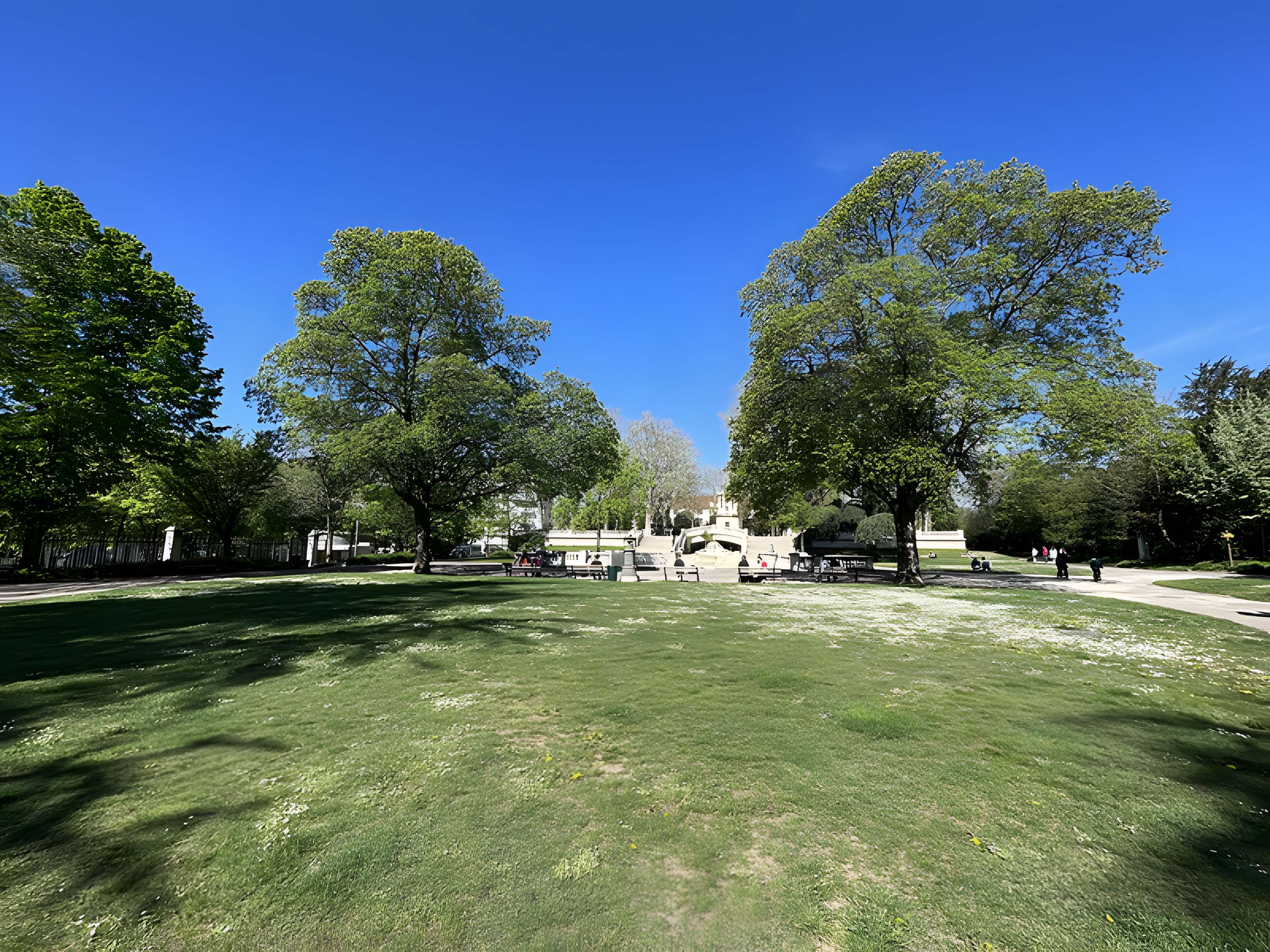 Réservoir Darcy et jardin Darcy, y compris ses clôtures et la fontaine de la Jeunesse