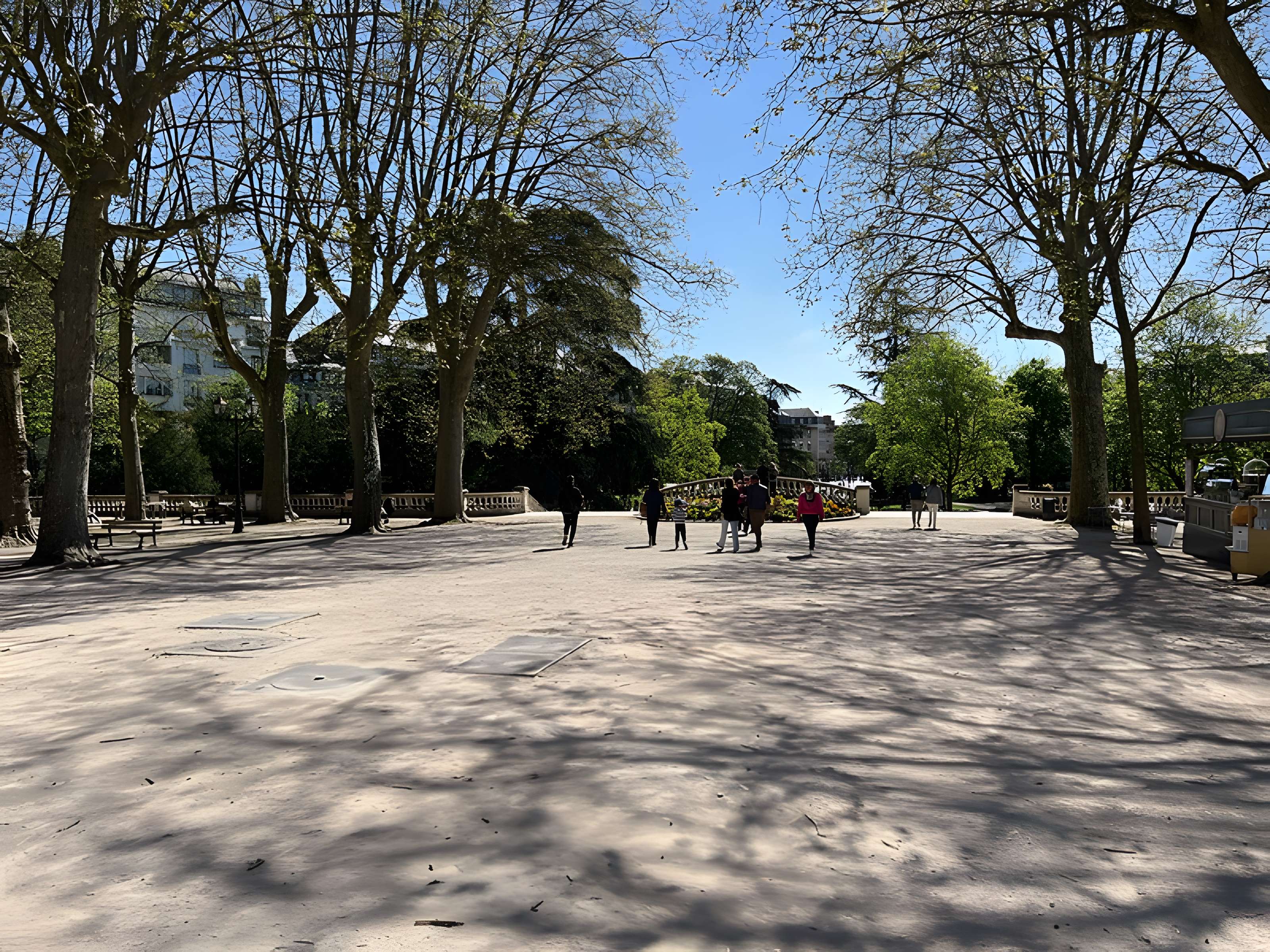 Réservoir Darcy et jardin Darcy, y compris ses clôtures et la fontaine de la Jeunesse