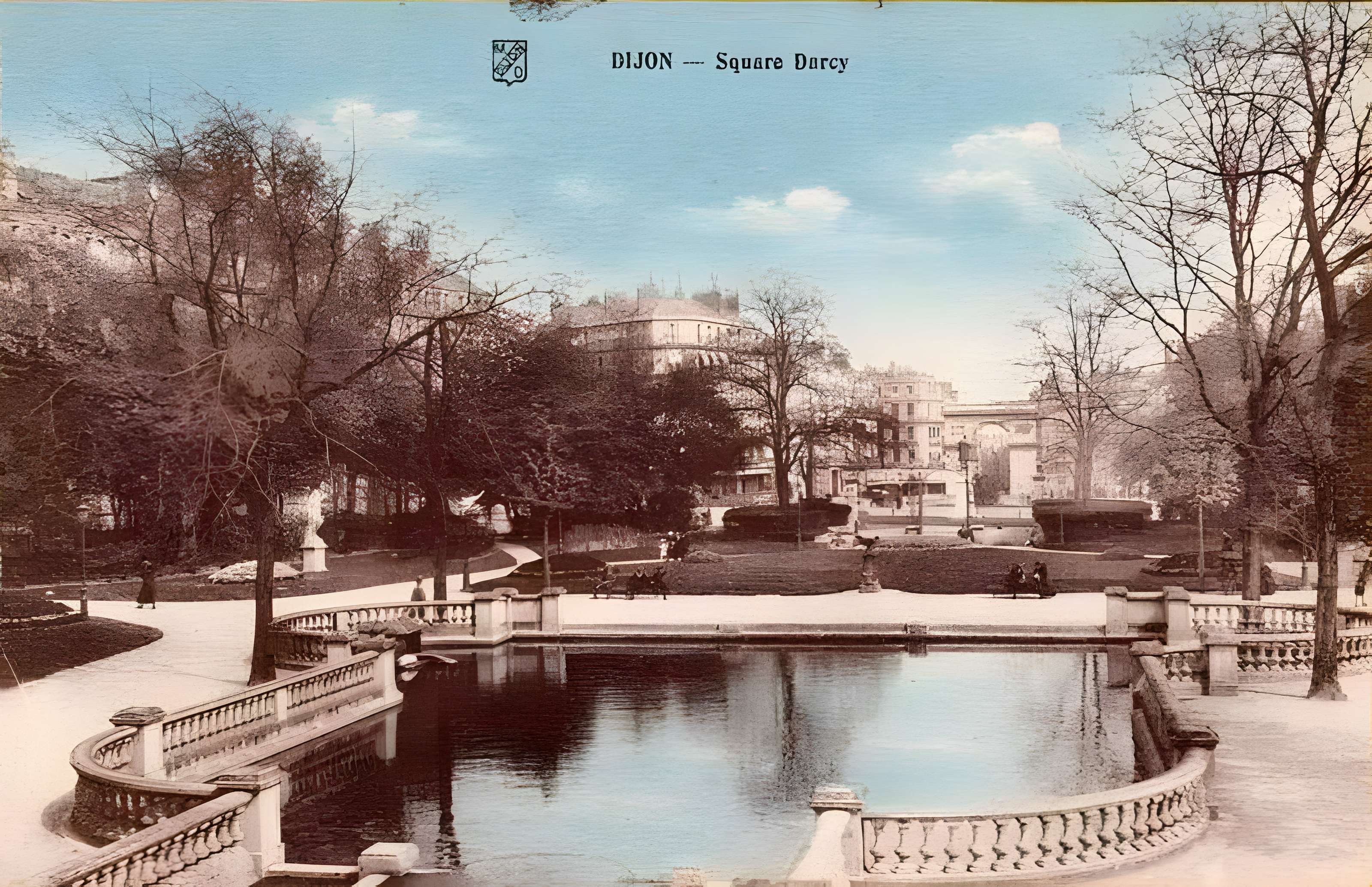 Réservoir Darcy et jardin Darcy, y compris ses clôtures et la fontaine de la Jeunesse