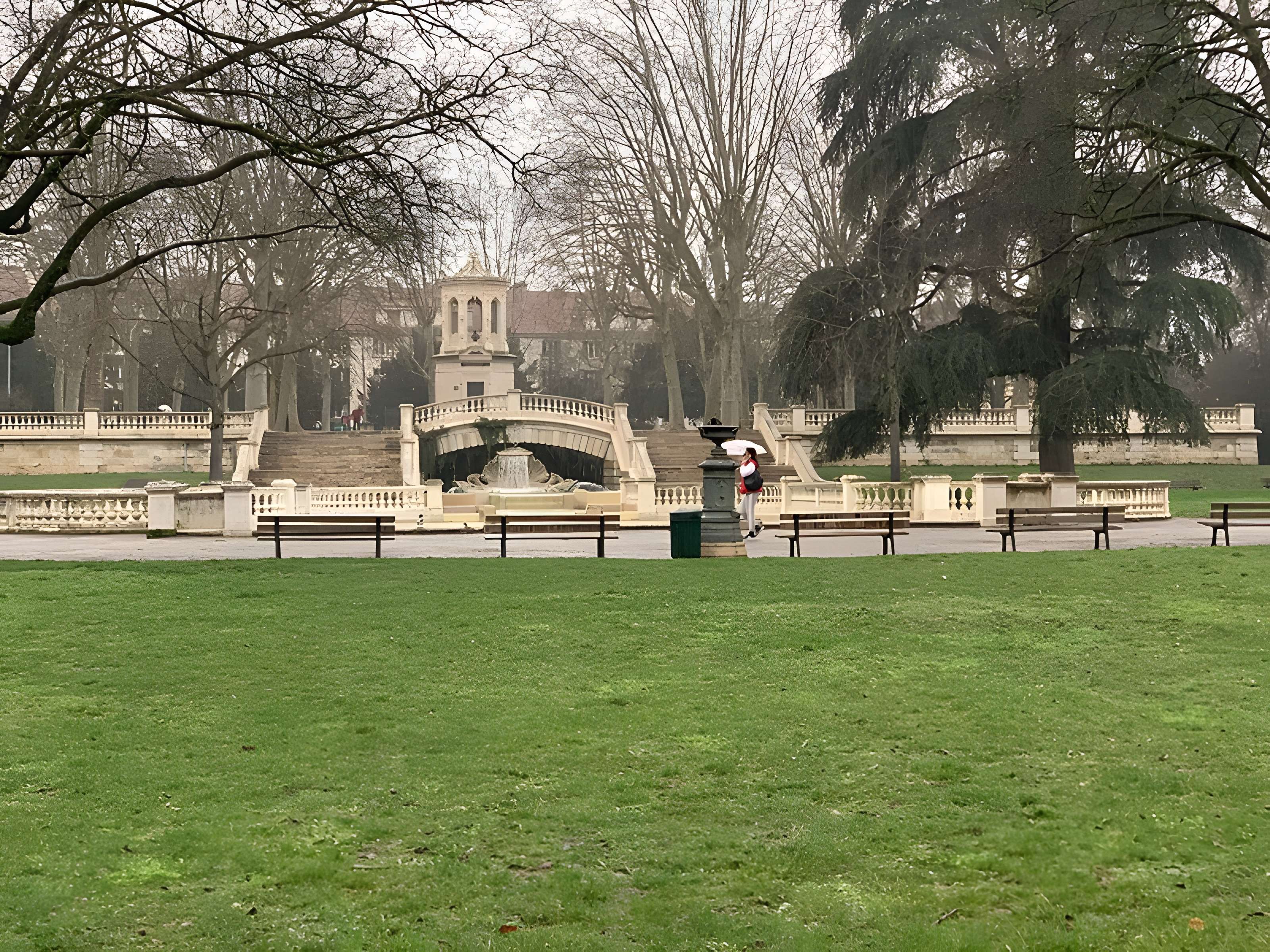 Réservoir Darcy et jardin Darcy, y compris ses clôtures et la fontaine de la Jeunesse
