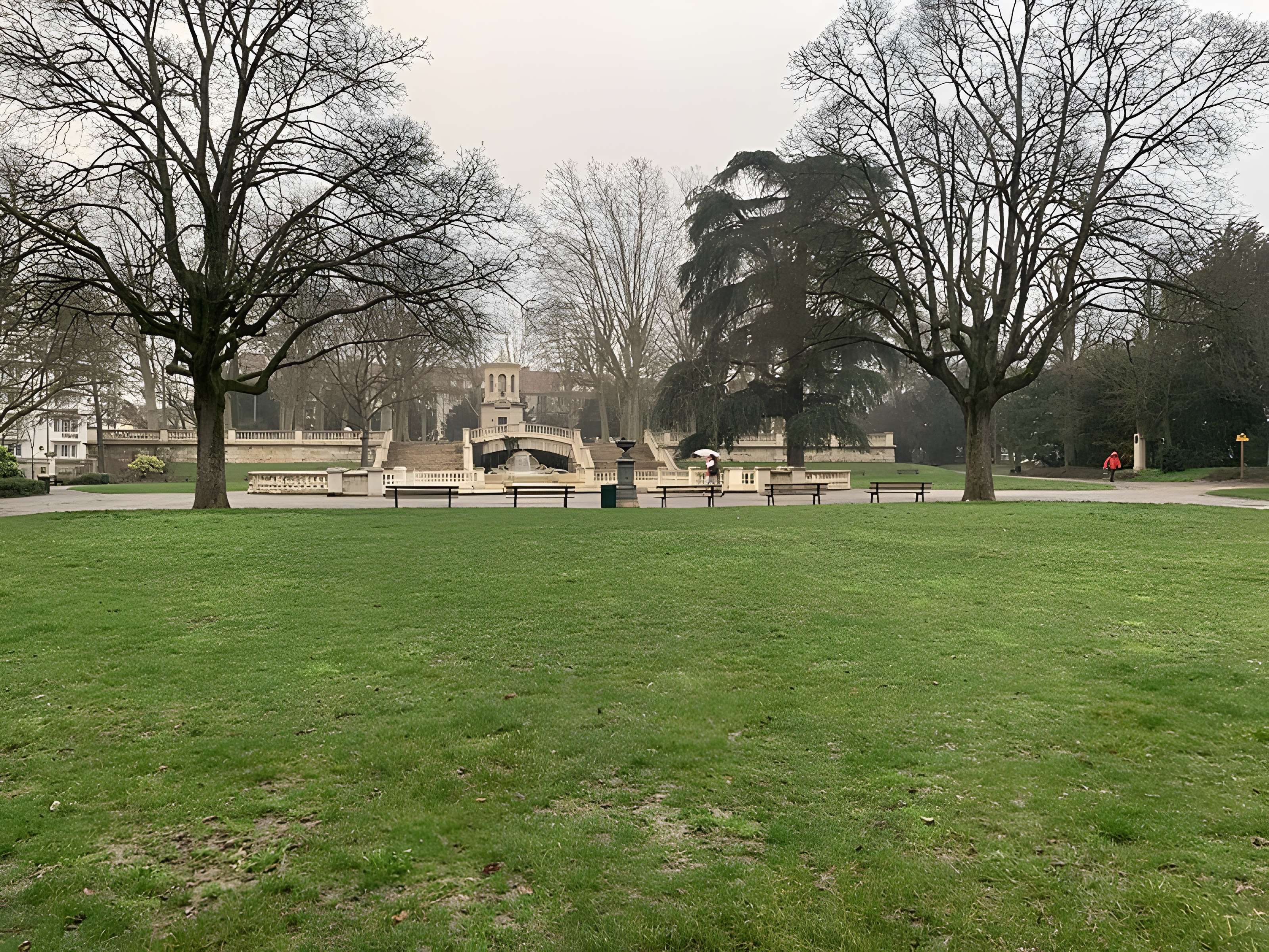 Réservoir Darcy et jardin Darcy, y compris ses clôtures et la fontaine de la Jeunesse