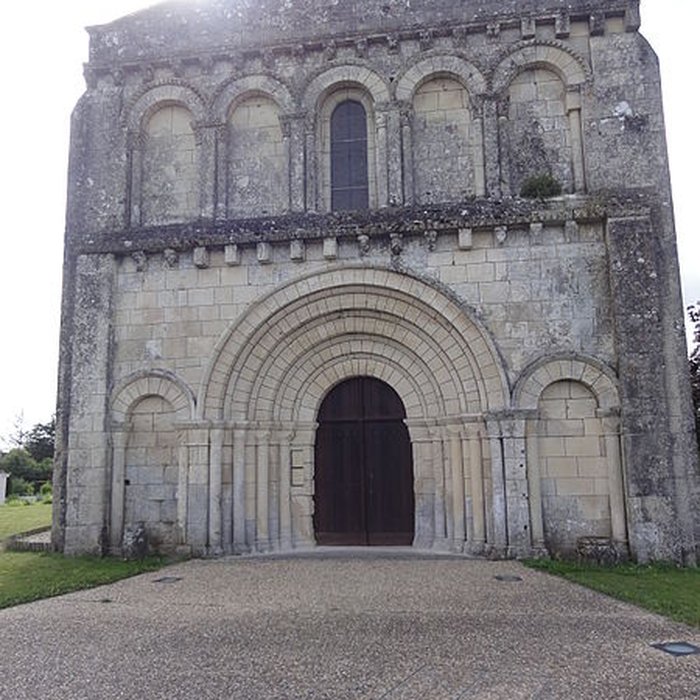 Photo de Église de Saint-Léger en Charente-Maritime