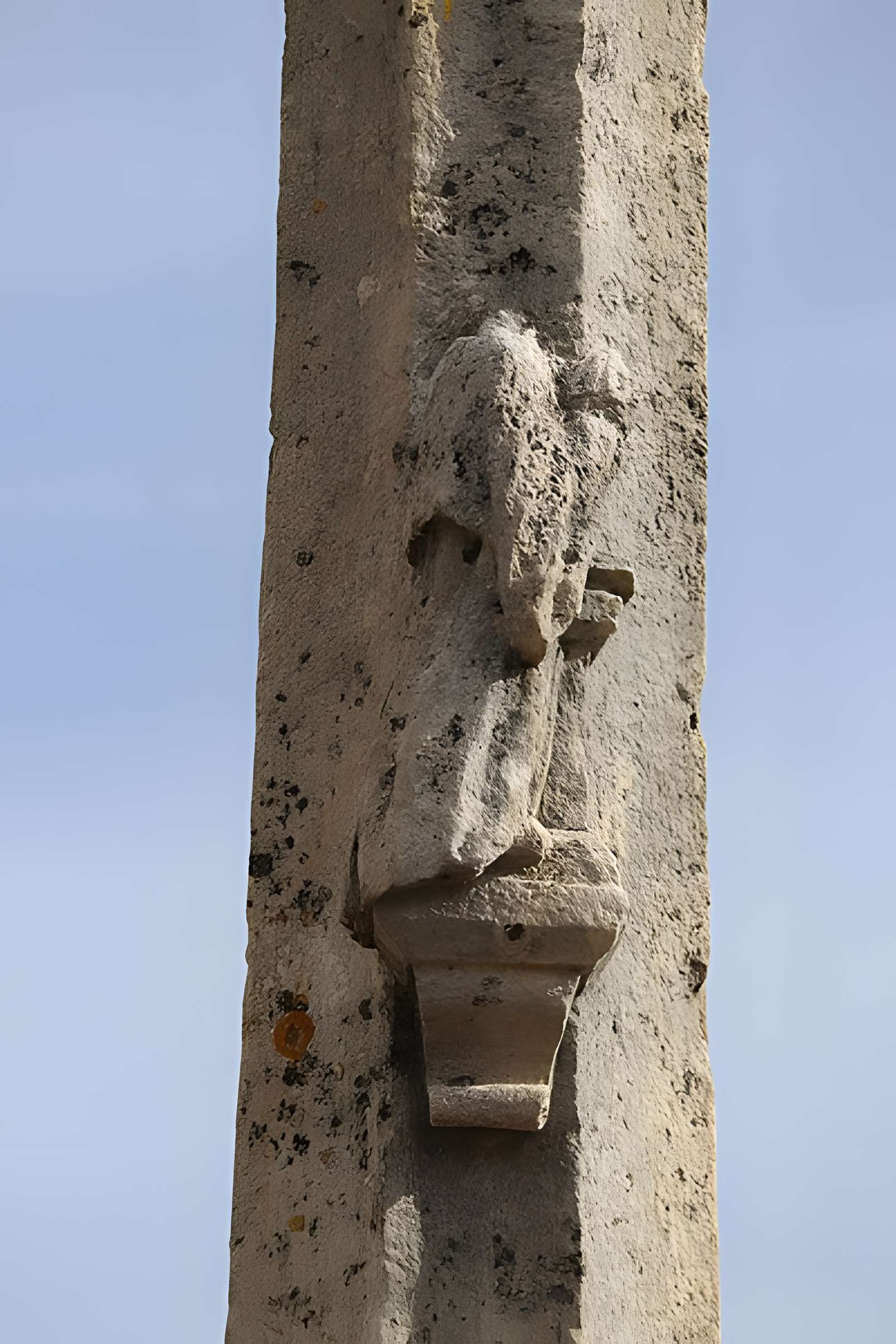 Croix en pierre