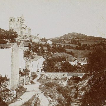 Église de Saint-Nectaire à Saint-Nectaire