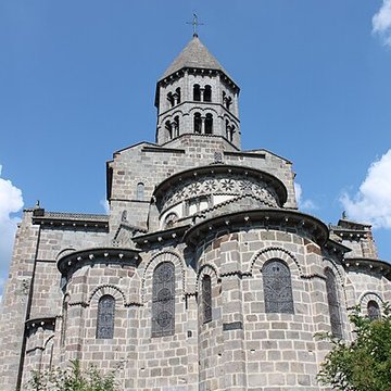 Église de Saint-Nectaire à Saint-Nectaire