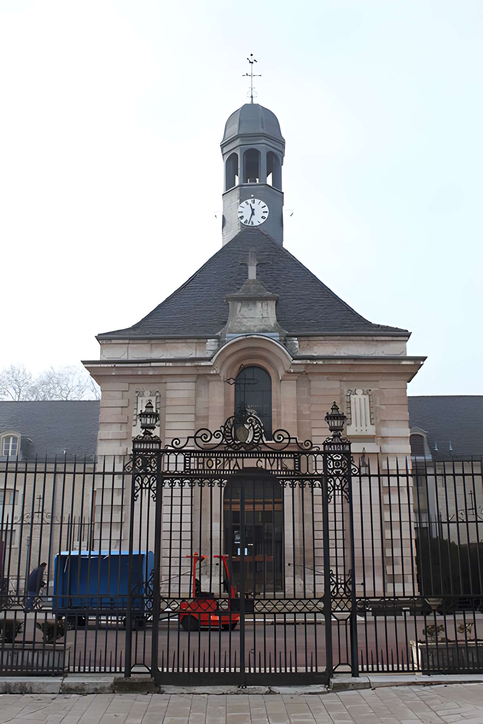 Hôpital (ancien hôtel-Dieu)