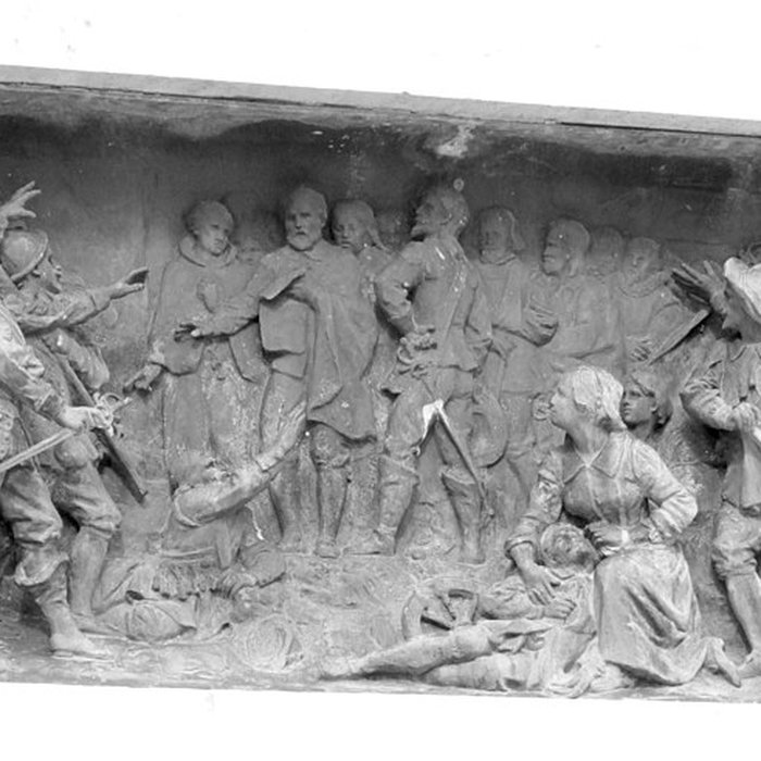 Photo de Monument dit de la Délibération, commémoratif de la Belle Défense fin octobre 1636