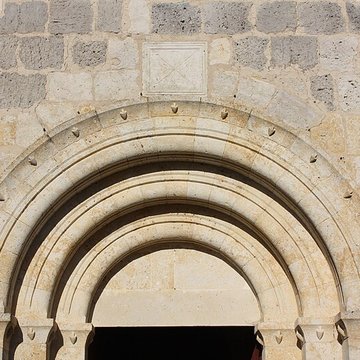 Église Fortifiée de Villeneuve de Mézin
