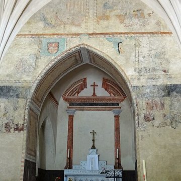 Église Fortifiée de Villeneuve de Mézin