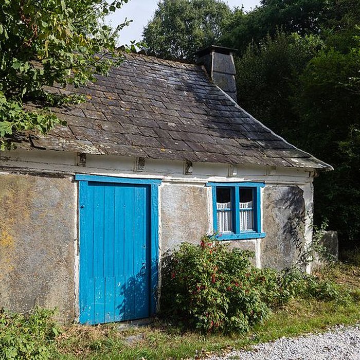 Photo de Ancienne maison douvrier carrier, dite Loge Michel