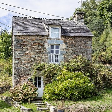 Anciennes forges des Salles également sur commune de Sainte-Brigitte, dans le Morbihan