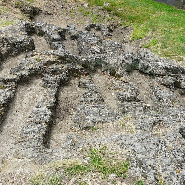 Photo de Église haute de Saint-Floret
