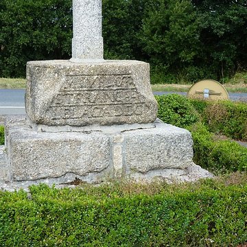 Croix de chemin du XVIIe siècle