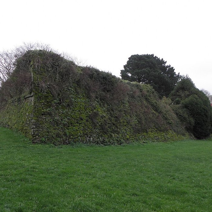 Photo de Remparts, tours et portes de la ville
