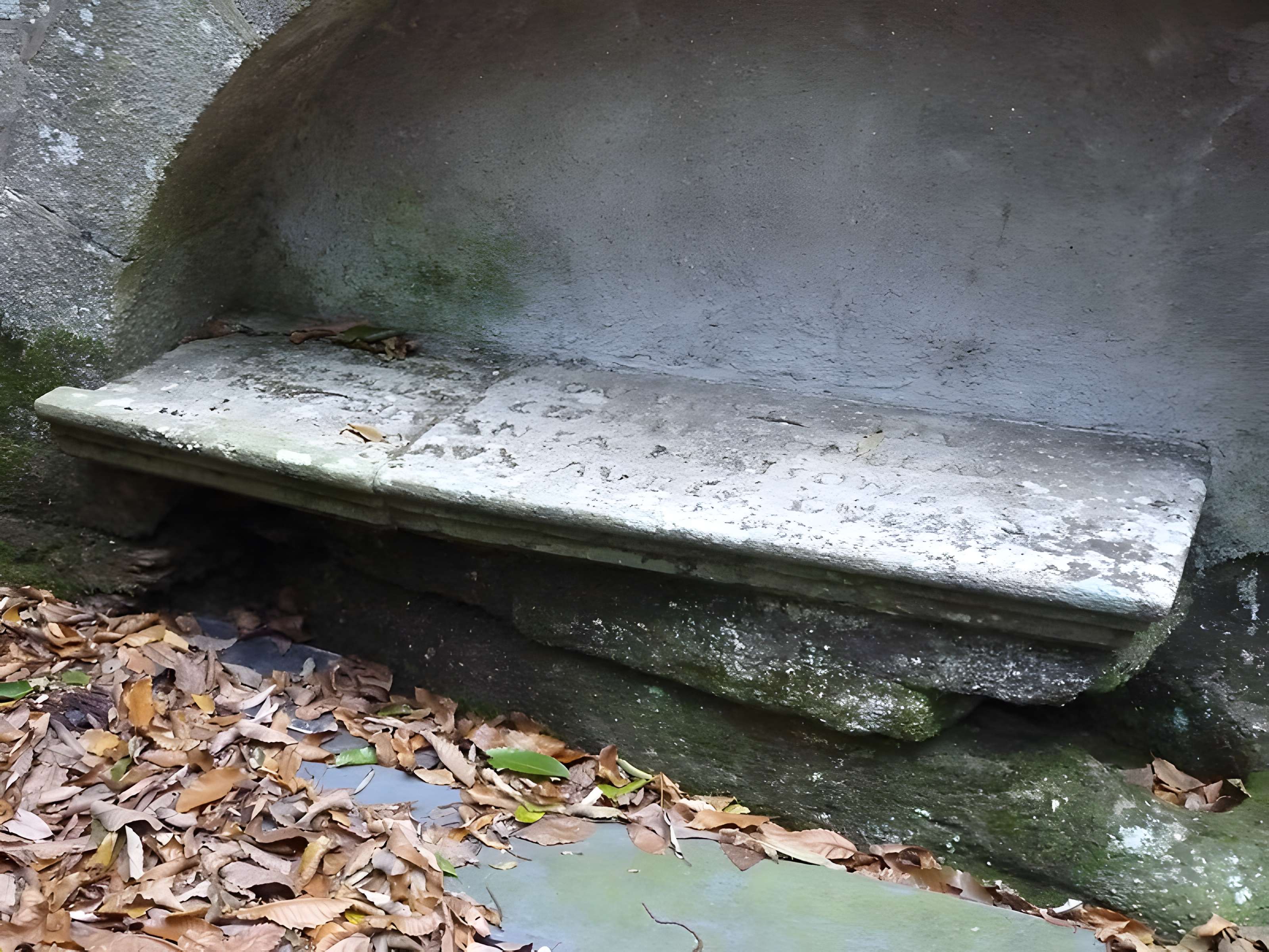 Fontaine Saint-Elouan