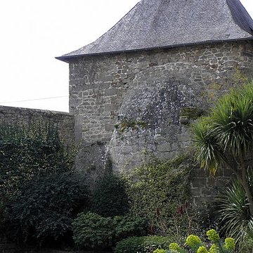 Restes des remparts