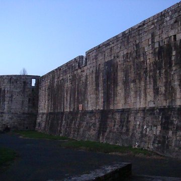 Restes des remparts